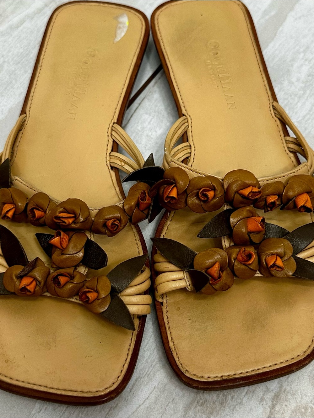Cole Haan Resort Tan Brown Floral Rosettes Leather Slide Sandals Romantic Whimsy